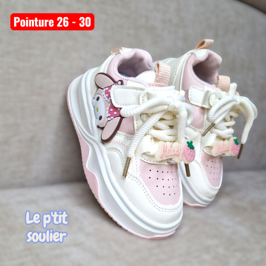 Basket 👟Confort optimal grâce à une semelle souple et légère.