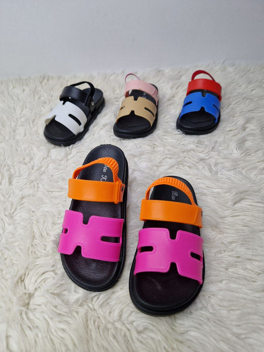 Sandales colorées – Confort et style à chaque pas