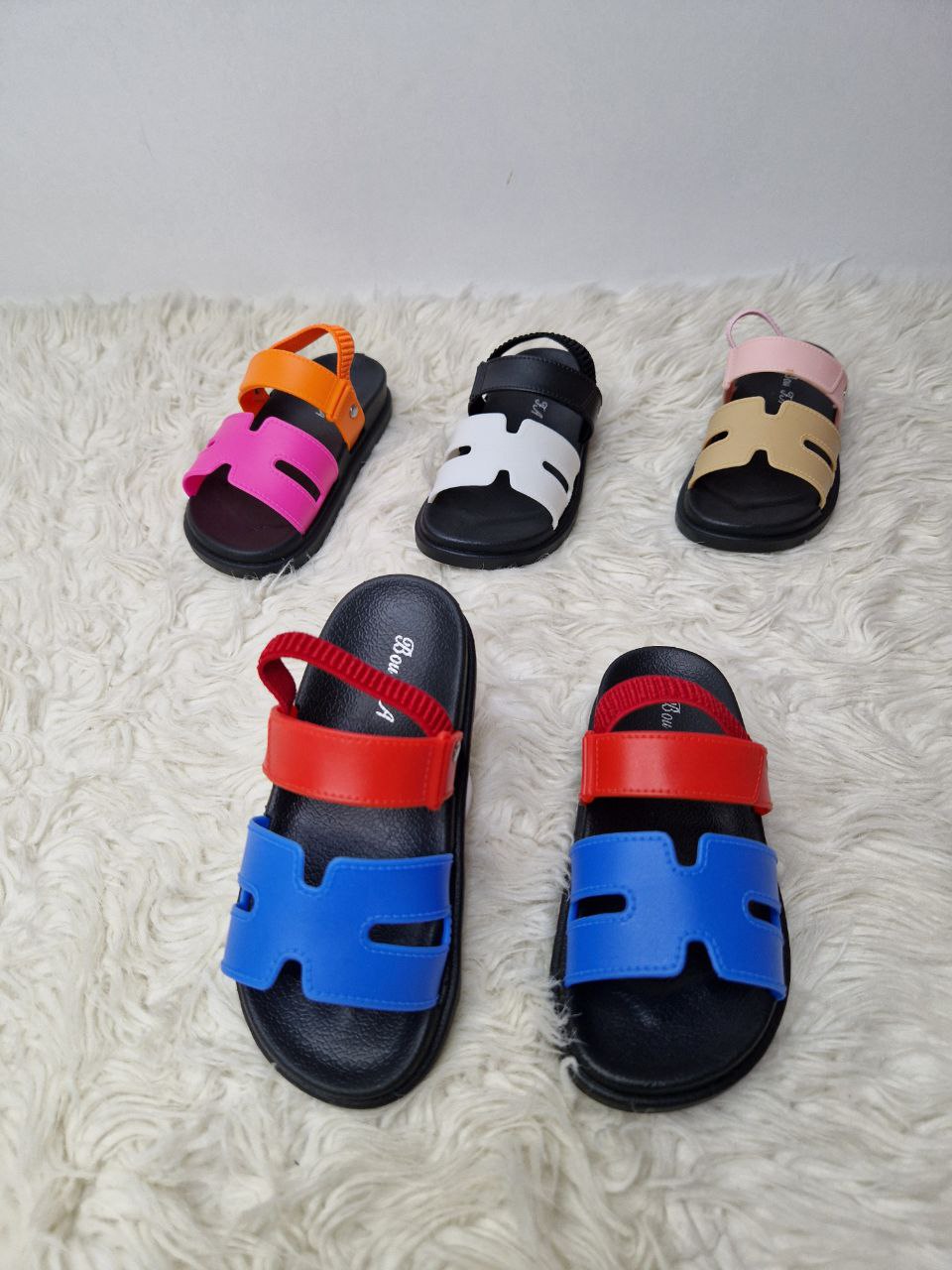 Sandales colorées – Confort et style à chaque pas